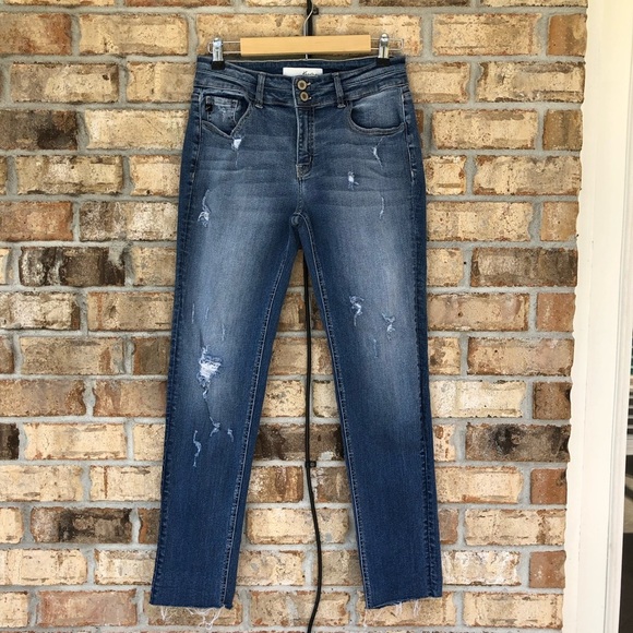 Kancan Style KC8448M Distressed Ripped Raw Hem Mid Rise Medium Wash jeans 26 - Picture 2 of 16